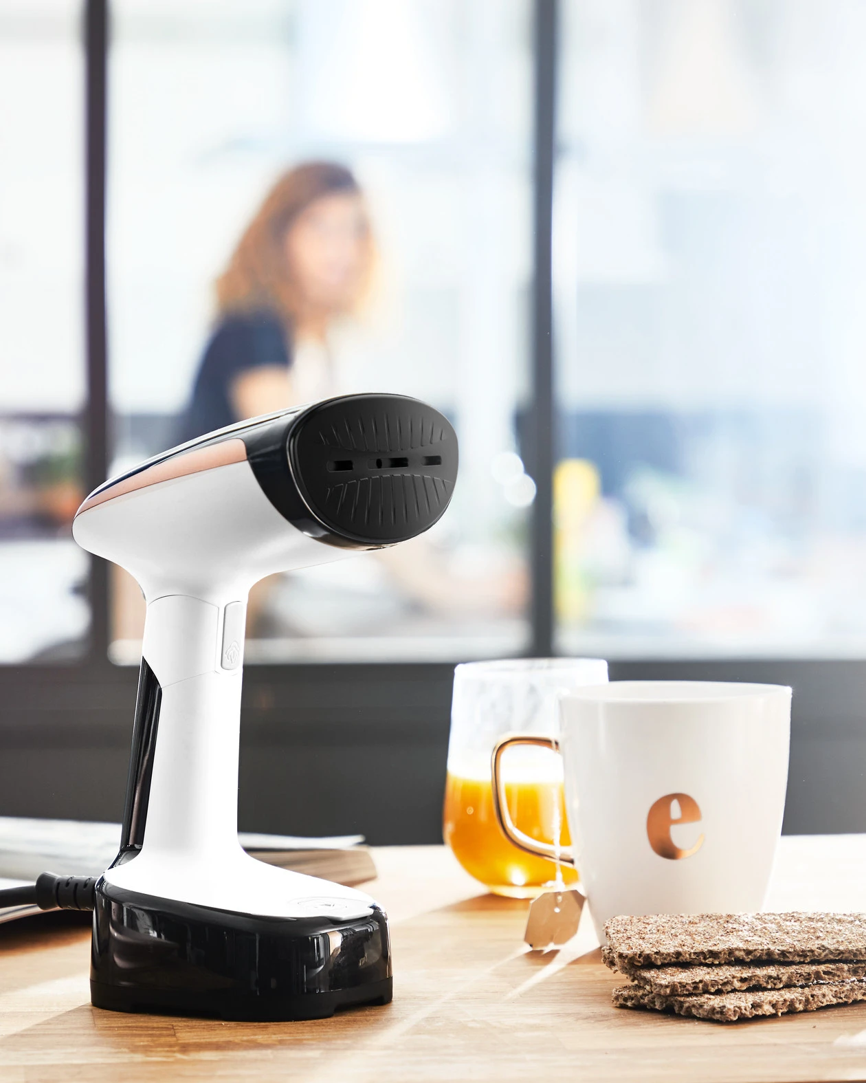 Stiratore Verticale Rowenta DR3030 Access Steam Pocket 1300 W Acciaio Inossidabile Nero Bianco - immagine 4