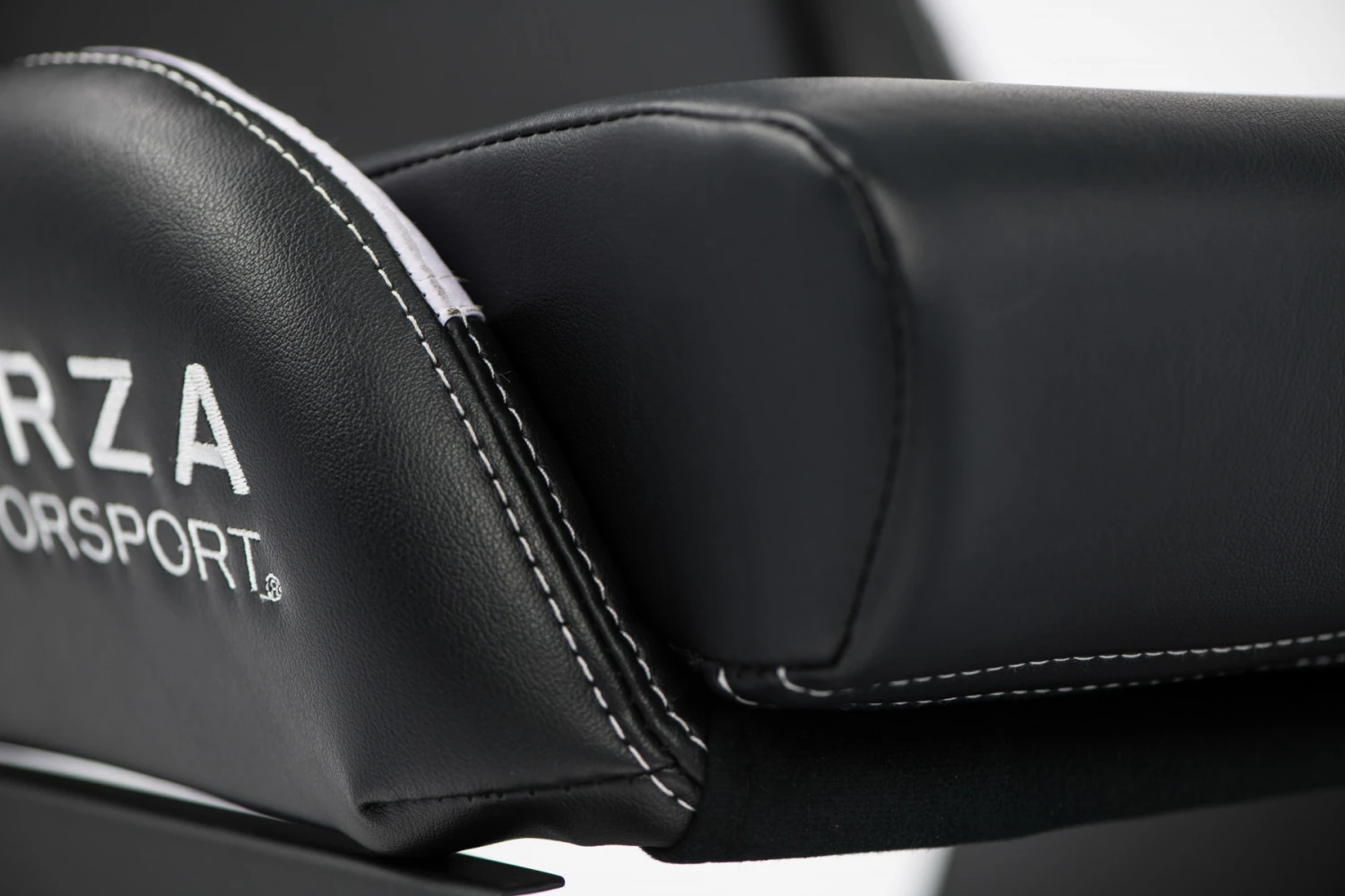 Playseat Forza Motorsport Sedia Per Gaming Universale Sedia Tappezzata Nero, Bianco - immagine 12
