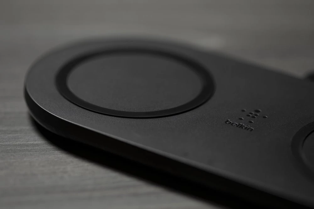 Belkin Tappetino Di Ricarica Wireless Doppio 2 X 10W - Nero - immagine 4